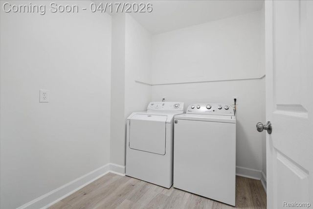 2222 S Hickory Ridge Trail, Milford Charter Township, MI 48380