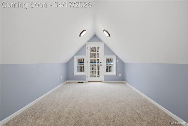 2222 S Hickory Ridge Trail, Milford Charter Township, MI 48380