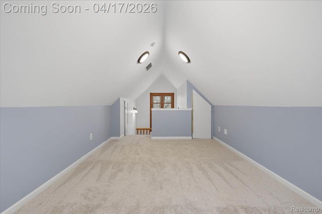 2222 S Hickory Ridge Trail, Milford Charter Township, MI 48380