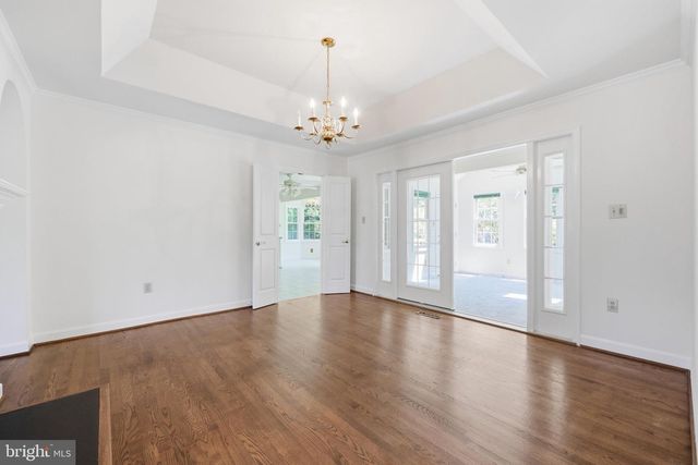 2417 BEAR DEN RD, Frederick, MD 21701