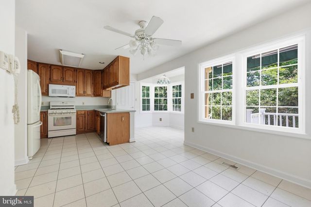 2417 BEAR DEN RD, Frederick, MD 21701