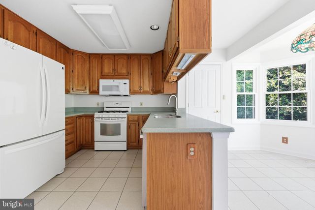 2417 BEAR DEN RD, Frederick, MD 21701