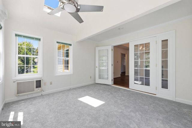 2417 BEAR DEN RD, Frederick, MD 21701