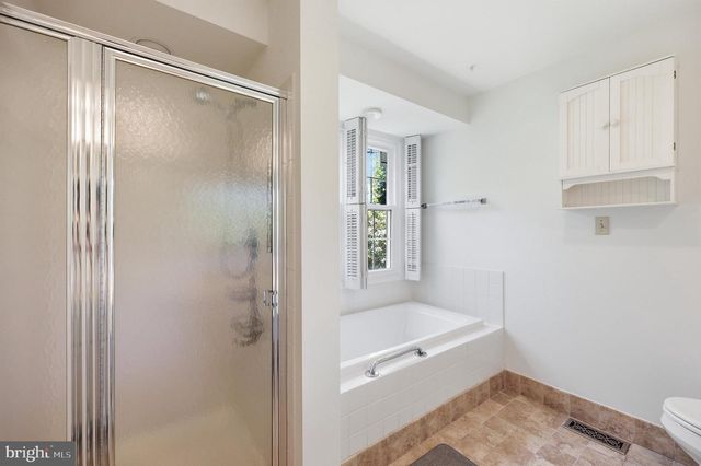 2417 BEAR DEN RD, Frederick, MD 21701
