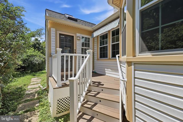 2417 BEAR DEN RD, Frederick, MD 21701