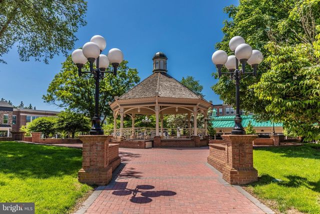 2417 BEAR DEN RD, Frederick, MD 21701
