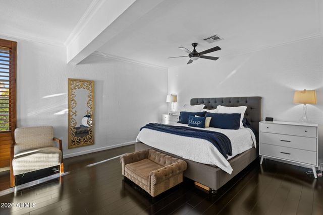 320 W BETHANY HOME Road, Phoenix, AZ 85013