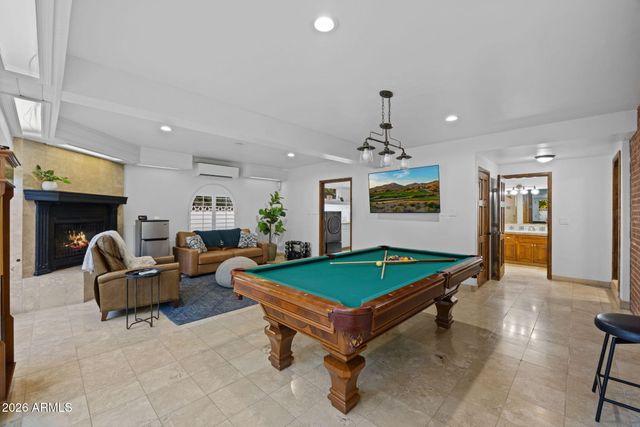 320 W BETHANY HOME Road, Phoenix, AZ 85013