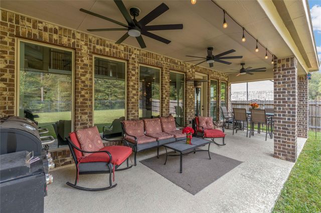 23439 Elmwood Bend Lane, New Caney, TX 77357