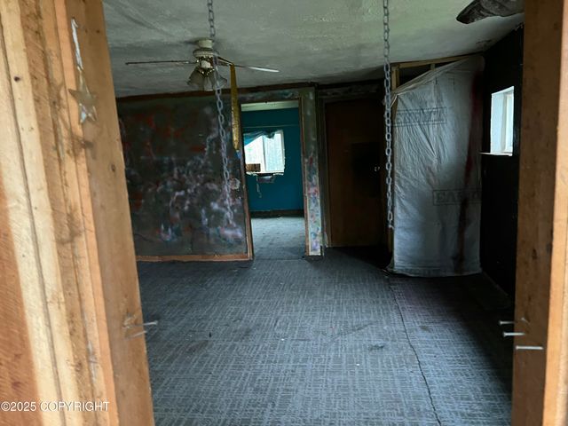 1279 N Beaver Lake Road, Big Lake, AK 99652