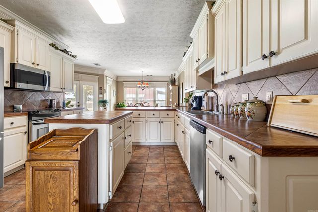 7 Pimlico Cove, Scott, AR 72142