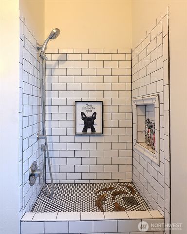 577 Sand Dune Avenue SW, Ocean Shores, WA 98569