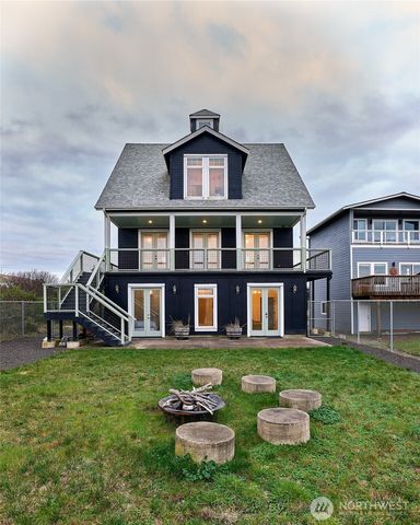 577 Sand Dune Avenue SW, Ocean Shores, WA 98569