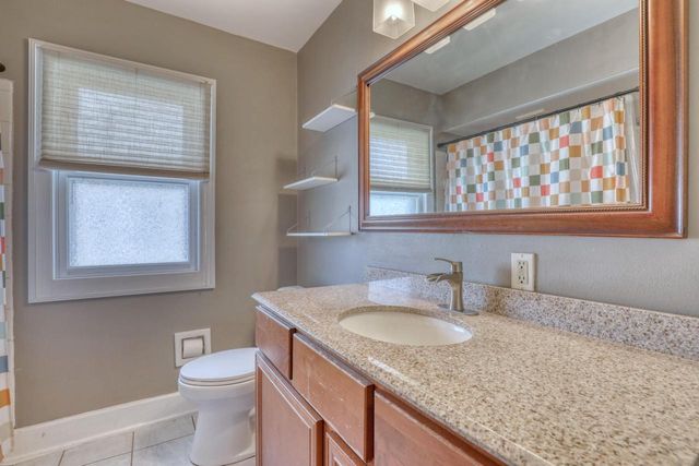 2141 S 87th STREET, West Allis, WI 53227