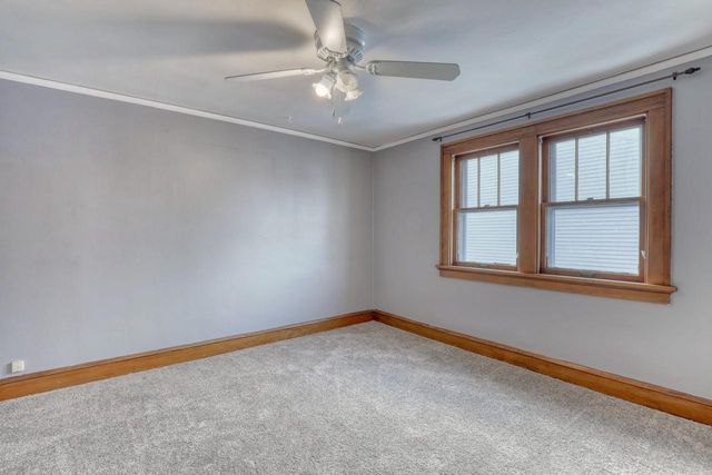 2141 S 87th STREET, West Allis, WI 53227