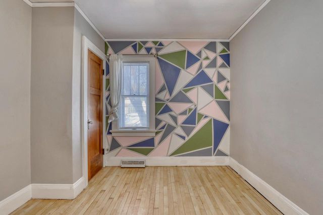 2141 S 87th STREET, West Allis, WI 53227