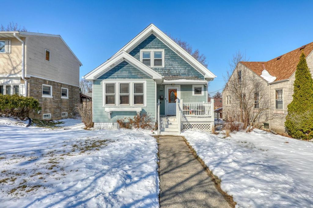 2141 S 87th STREET, West Allis, WI 53227