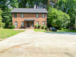 4017 Burns Road NW, Lilburn, GA 30047