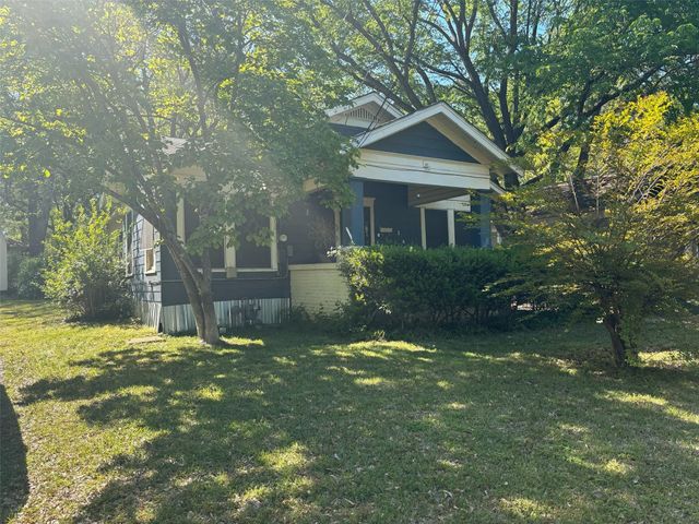 144 SE 21st Street, Paris, TX 75460