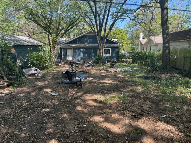 144 SE 21st Street, Paris, TX 75460