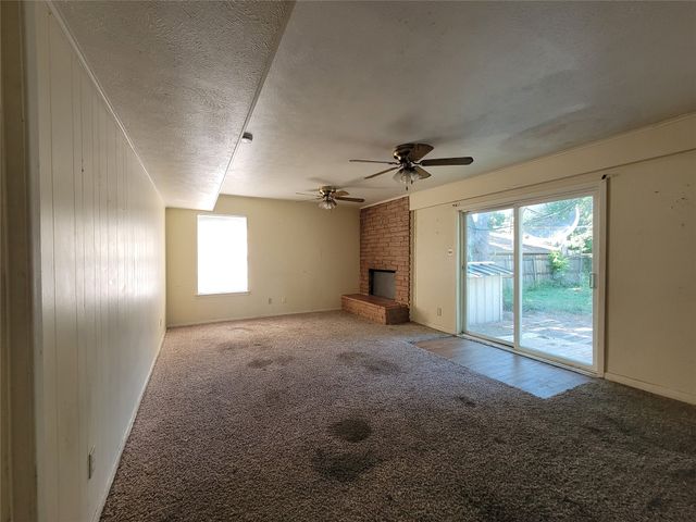 4421 Ivy Drive, Mesquite, TX 75150