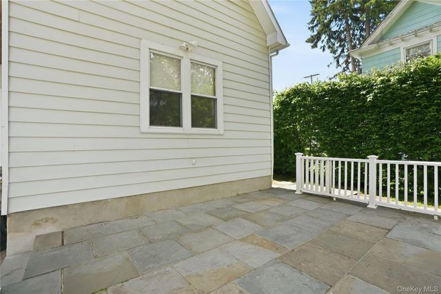 116 Carpenter Avenue, Mount Kisco, NY 10549