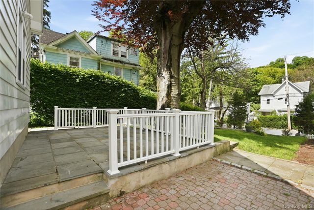 116 Carpenter Avenue, Mount Kisco, NY 10549