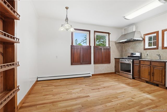 116 Carpenter Avenue, Mount Kisco, NY 10549