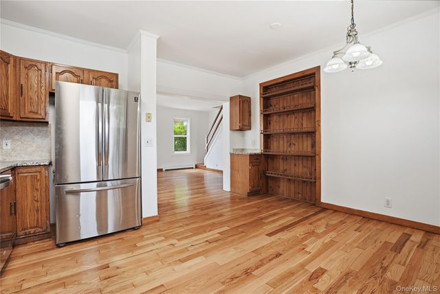 116 Carpenter Avenue, Mount Kisco, NY 10549