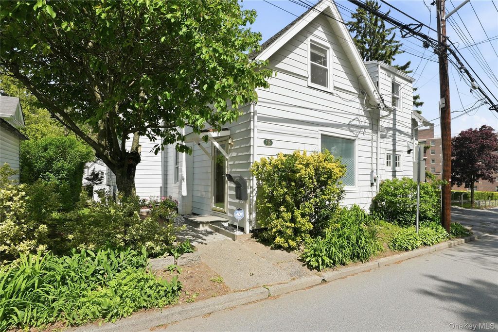 116 Carpenter Avenue, Mount Kisco, NY 10549