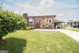 519 OVERHILL RD, Conshohocken, PA 19428