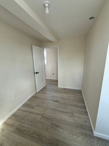 359 Lowell 2, Somerville, MA 02145