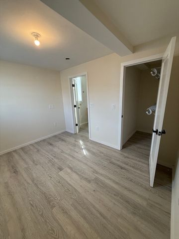 359 Lowell 2, Somerville, MA 02145