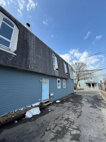 359 Lowell 2, Somerville, MA 02145