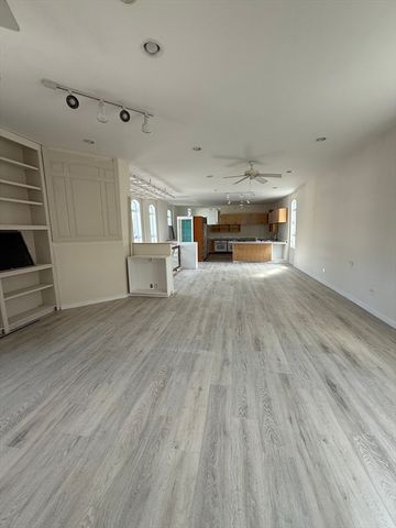 359 Lowell 2, Somerville, MA 02145