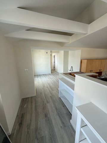 359 Lowell 2, Somerville, MA 02145