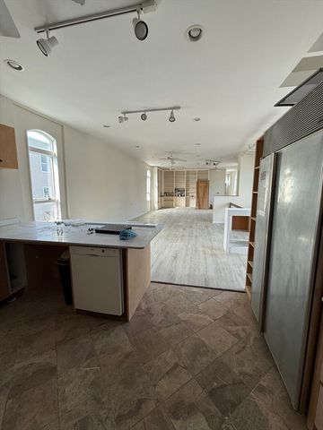 359 Lowell 2, Somerville, MA 02145