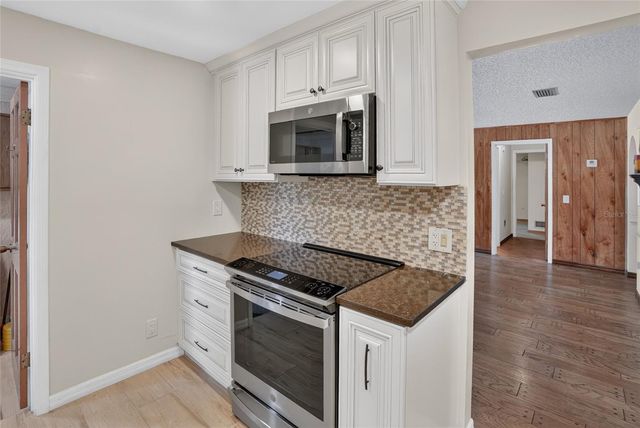 2053 WOODY DRIVE, Windermere, FL 34786