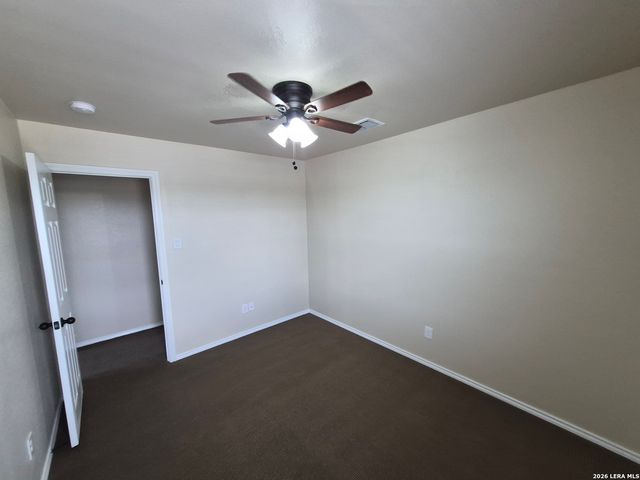 8703 Pensive Dr., Converse, TX 78109