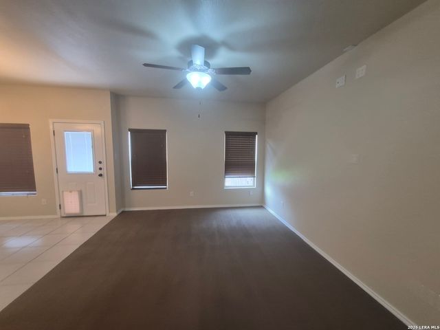 8703 Pensive Dr., Converse, TX 78109