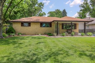 6805 High Road, Darien, IL 60561