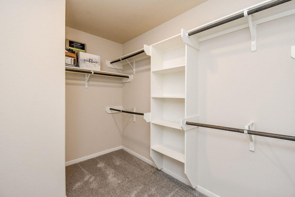 Image 14 of property listing at 29103 Jacobs River Drive, Katy, TX 77494