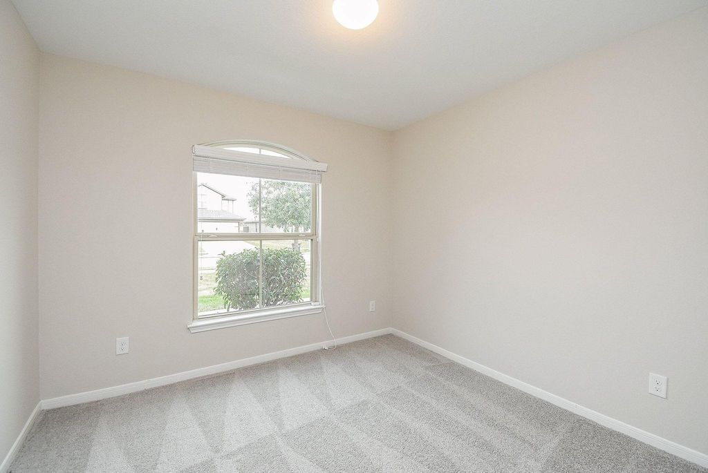 Image 19 of property listing at 29103 Jacobs River Drive, Katy, TX 77494