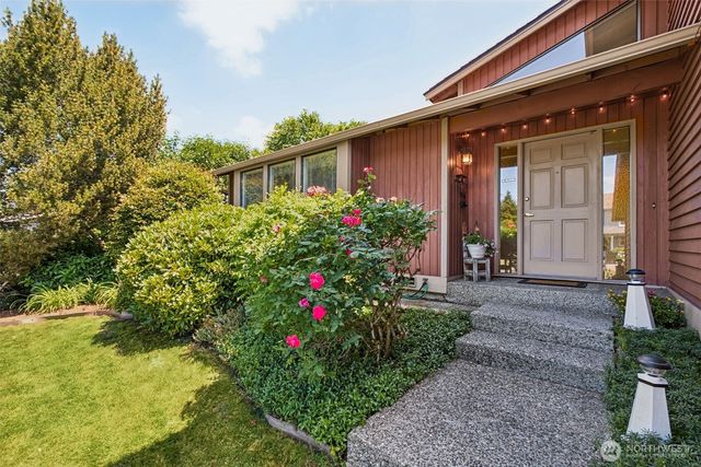 23812 138th Avenue SE, Kent, WA 98042