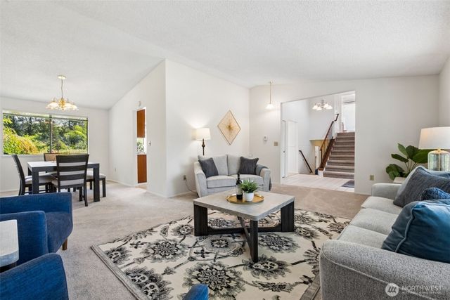 23812 138th Avenue SE, Kent, WA 98042