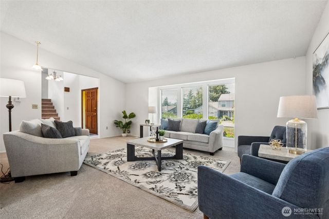 23812 138th Avenue SE, Kent, WA 98042
