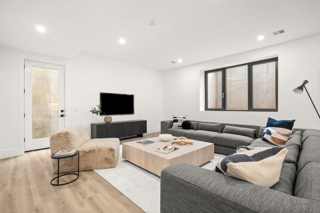 5 Deer Path Lane, Weston, MA 02493