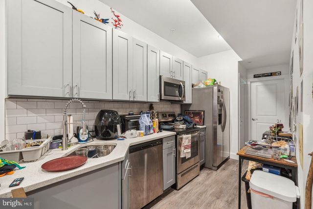 1711 SNYDER AVE, Philadelphia, PA 19145