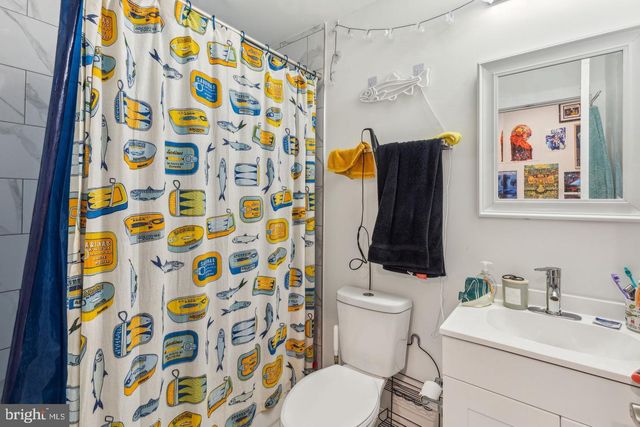 1711 SNYDER AVE, Philadelphia, PA 19145