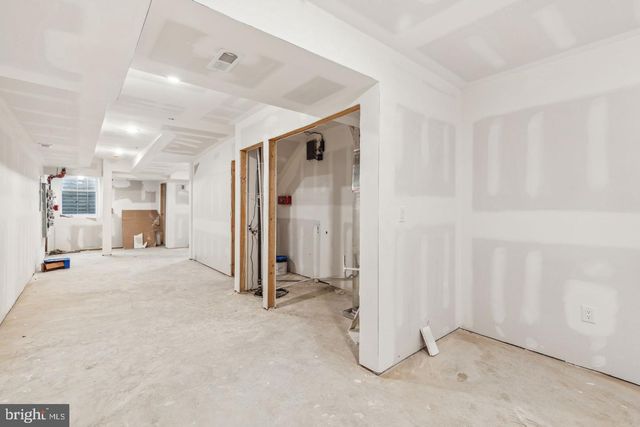 1711 SNYDER AVE, Philadelphia, PA 19145